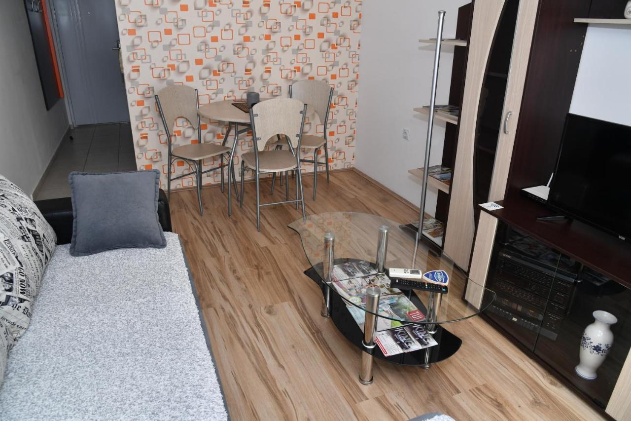 Apartmán Stan Na Dan Ni Exteriér fotografie