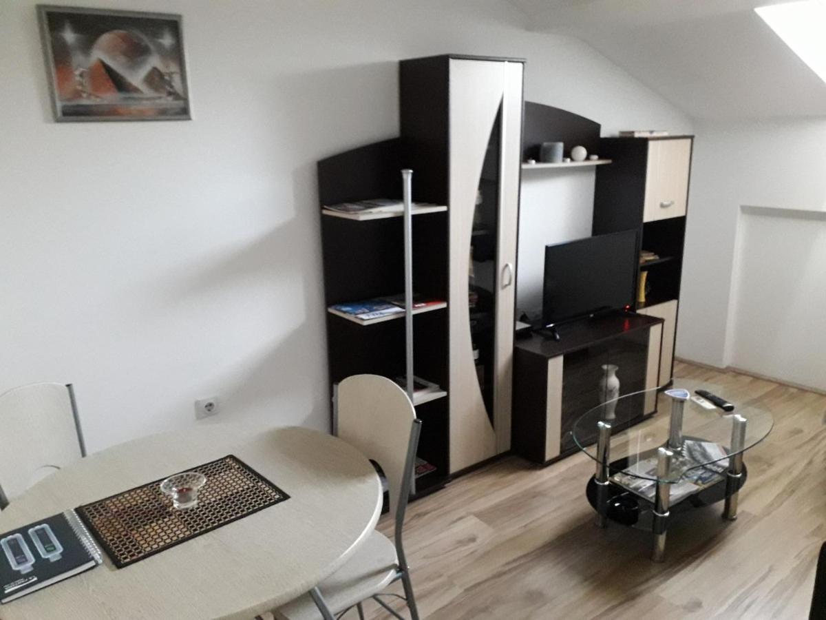 Apartmán Stan Na Dan Ni Exteriér fotografie