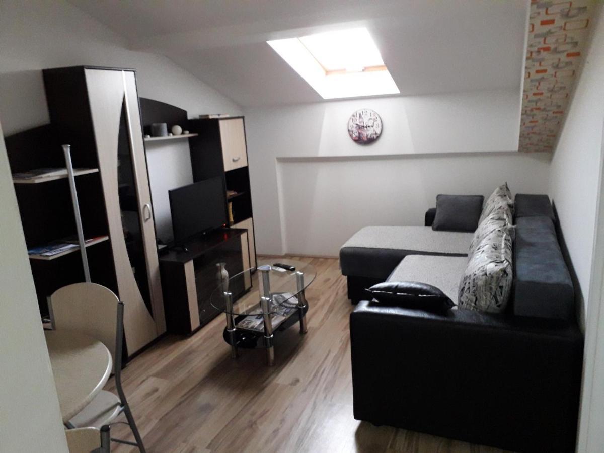 Apartmán Stan Na Dan Ni Exteriér fotografie
